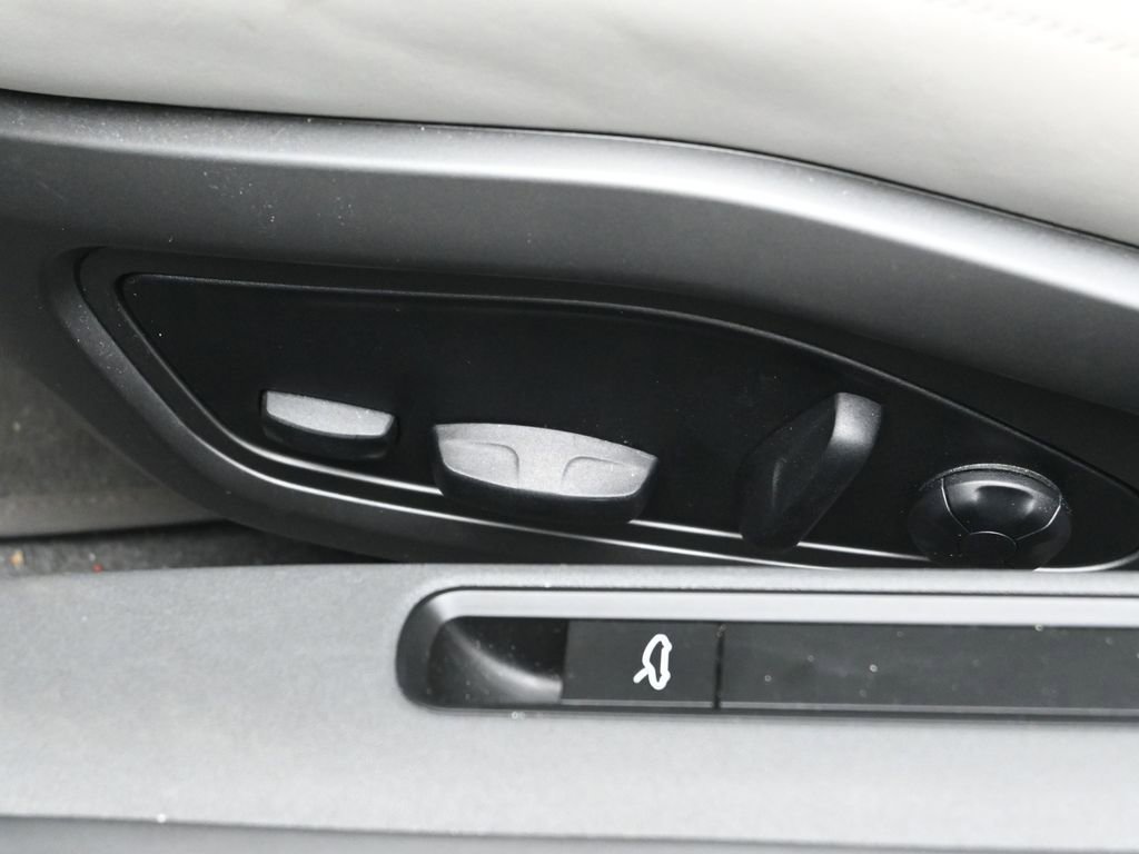 Certified 2024 Porsche 911 Carrera 4S image 15