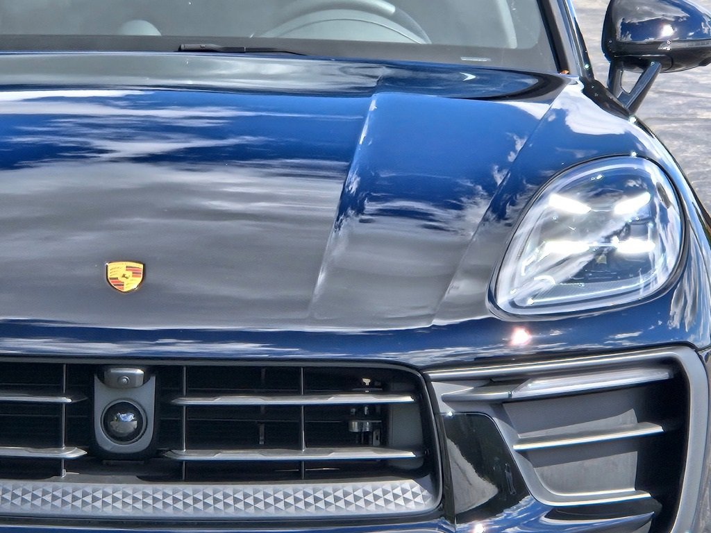 New 2026 Porsche Macan image 11