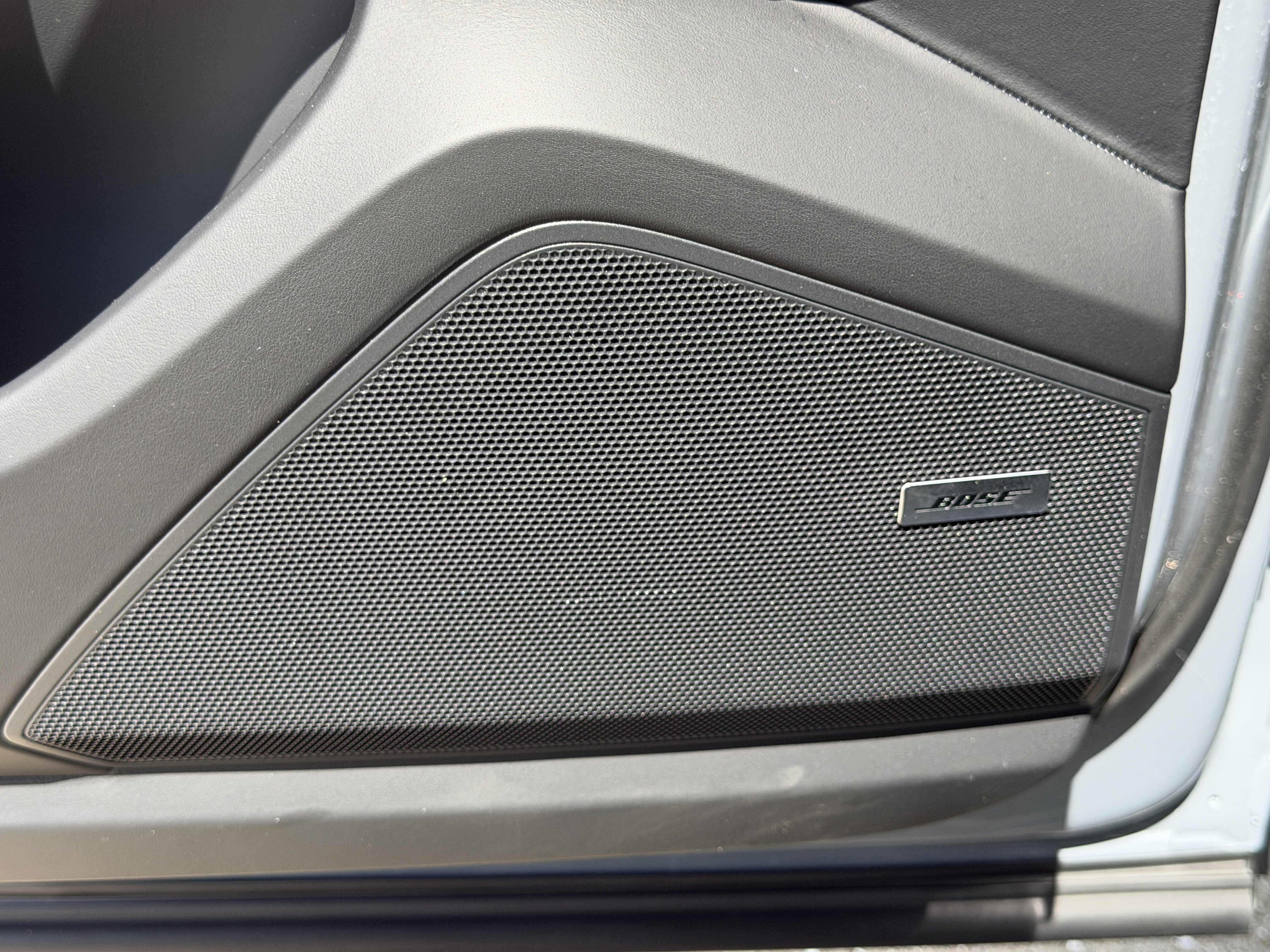 Used 2025 Porsche Cayenne E-Hybrid image 19