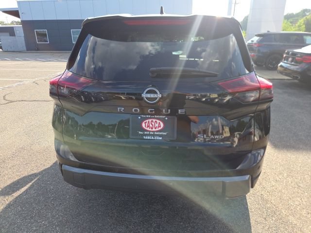 Used 2026 Nissan Rogue SL AWD/4WD image 7