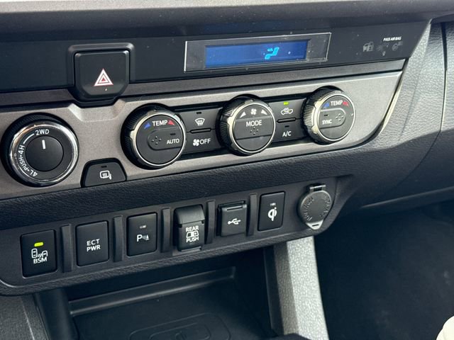 Used 2022 Toyota Tacoma TRD Sport w/ Technology Package image 24