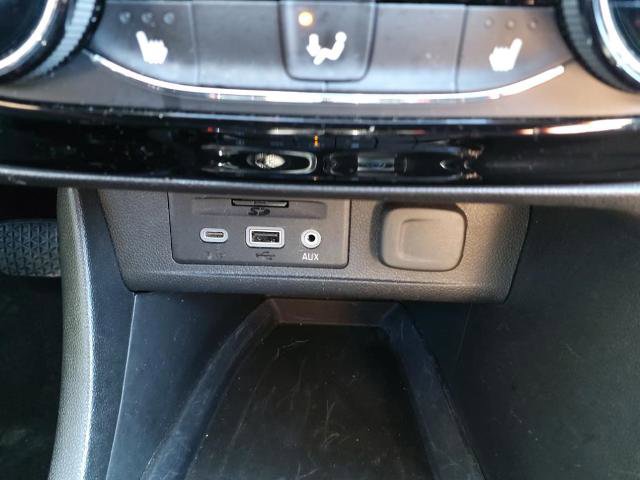 Used 2022 Buick Encore GX Essence w/ Advanced Technology Package image 27