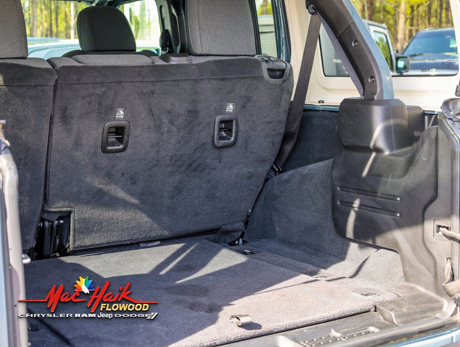 Used 2025 Jeep Wrangler Unlimited Rubicon image 8