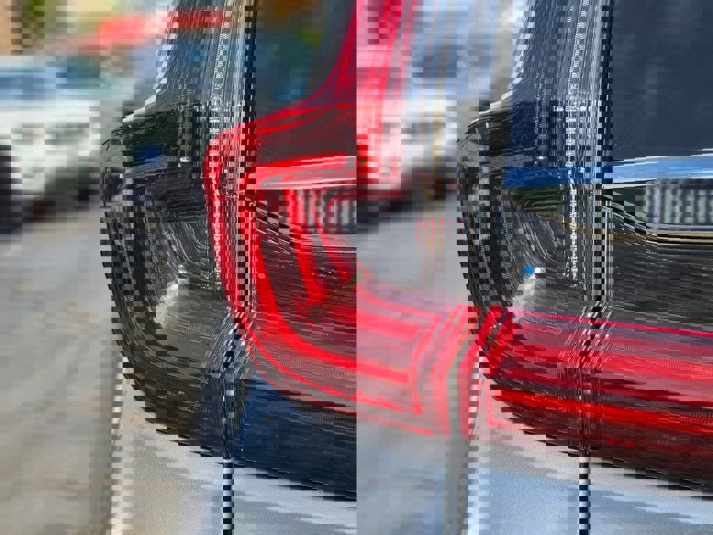 Used 2020 Honda CR-V EX-L image 9