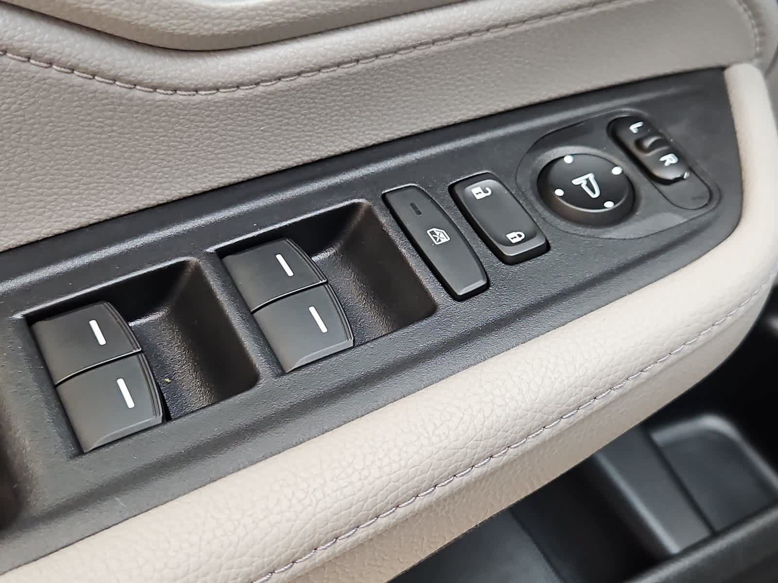 Certified 2023 Honda Odyssey EX-L image 17