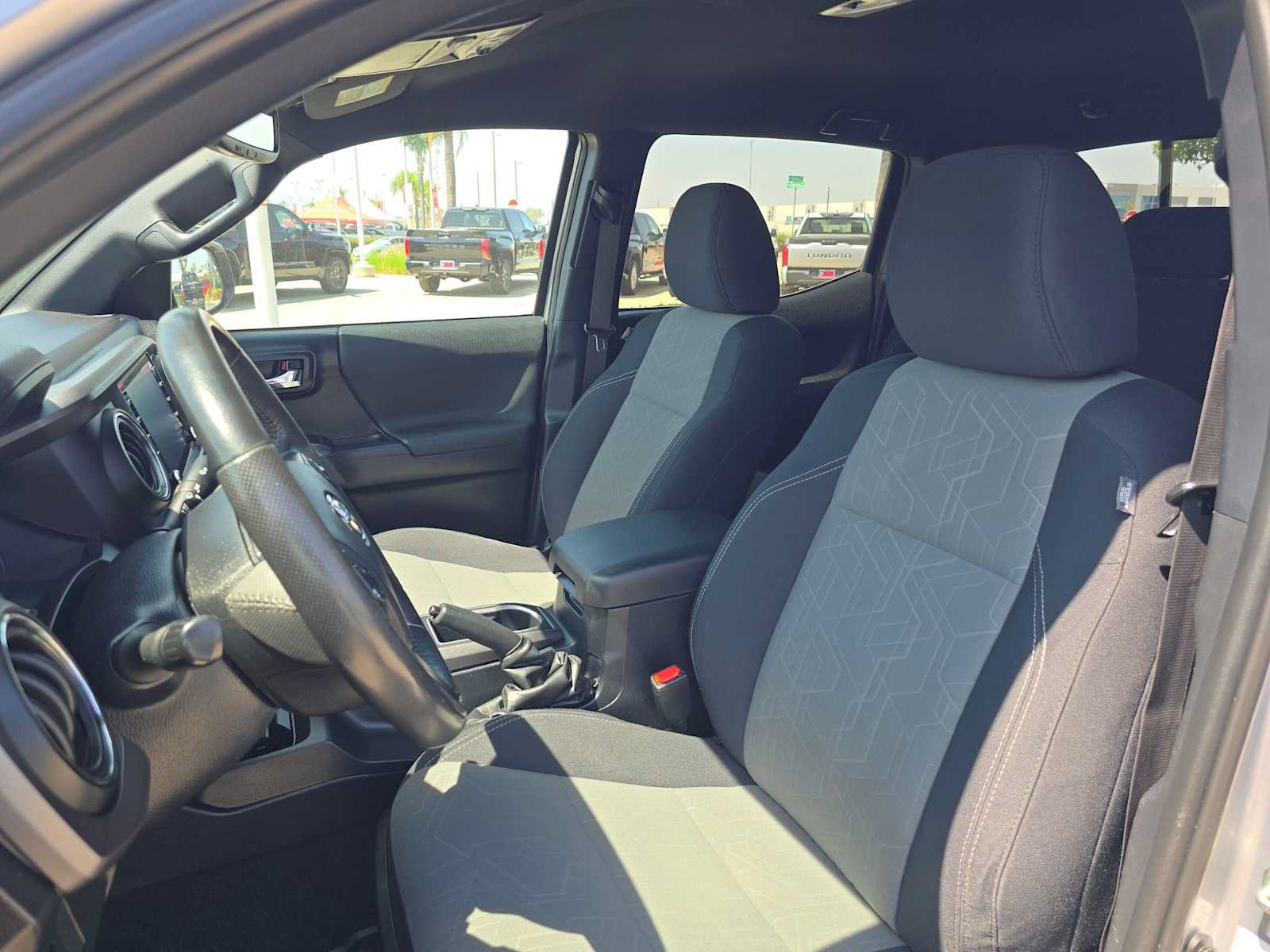 Used 2020 Toyota Tacoma TRD Sport w/ Technology Package RWD image 23