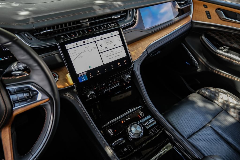 Used 2023 Jeep Grand Cherokee L Summit image 35
