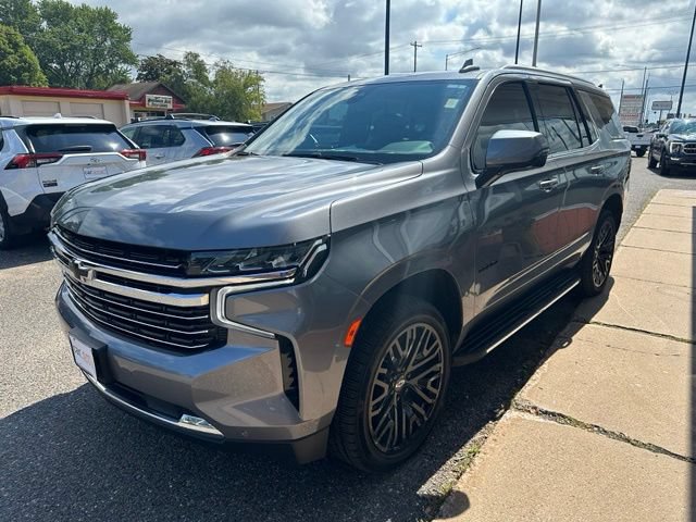 Used 2021 Chevrolet Tahoe LT w/ LT Signature Package AWD/4WD image 3
