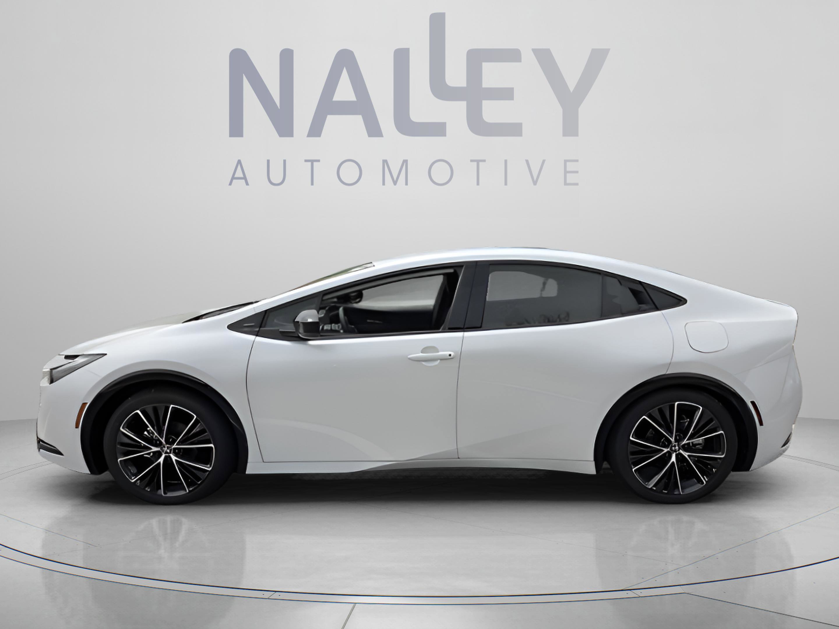 New 2026 Toyota Prius XLE FWD image 2