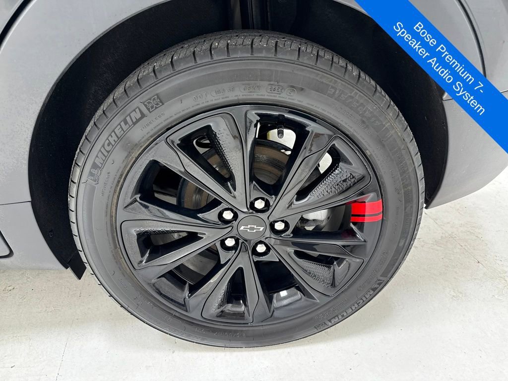 Used 2023 Chevrolet Bolt EUV Premier w/ Sun & Sound Package image 7