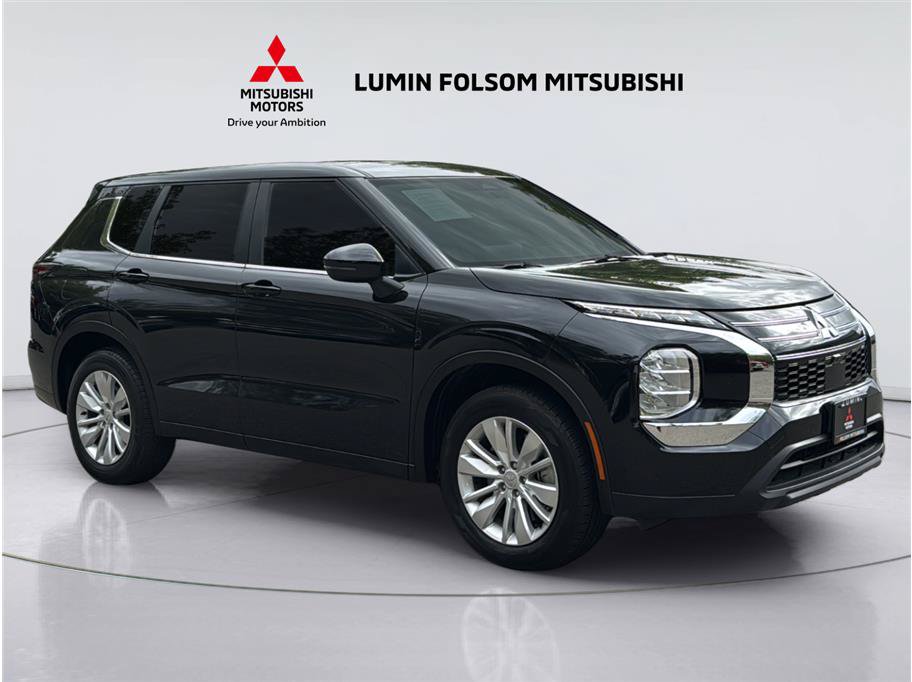 Used 2026 Mitsubishi Outlander ES FWD image 7