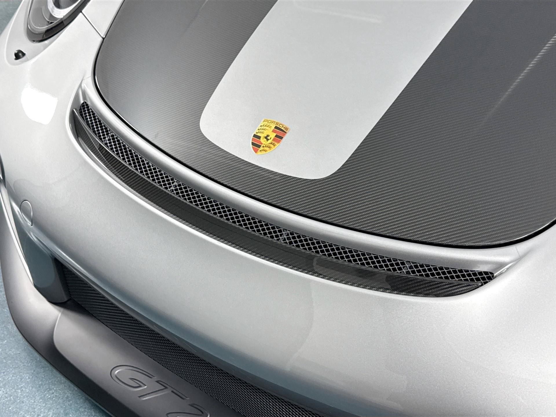 Used 2018 Porsche 911 GT2 RS RWD image 81