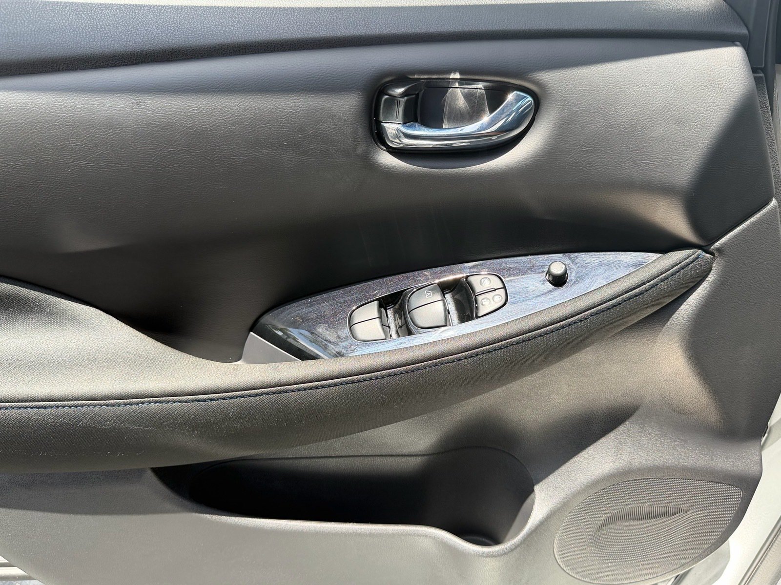 Certified 2024 Nissan Leaf SV Plus FWD image 30