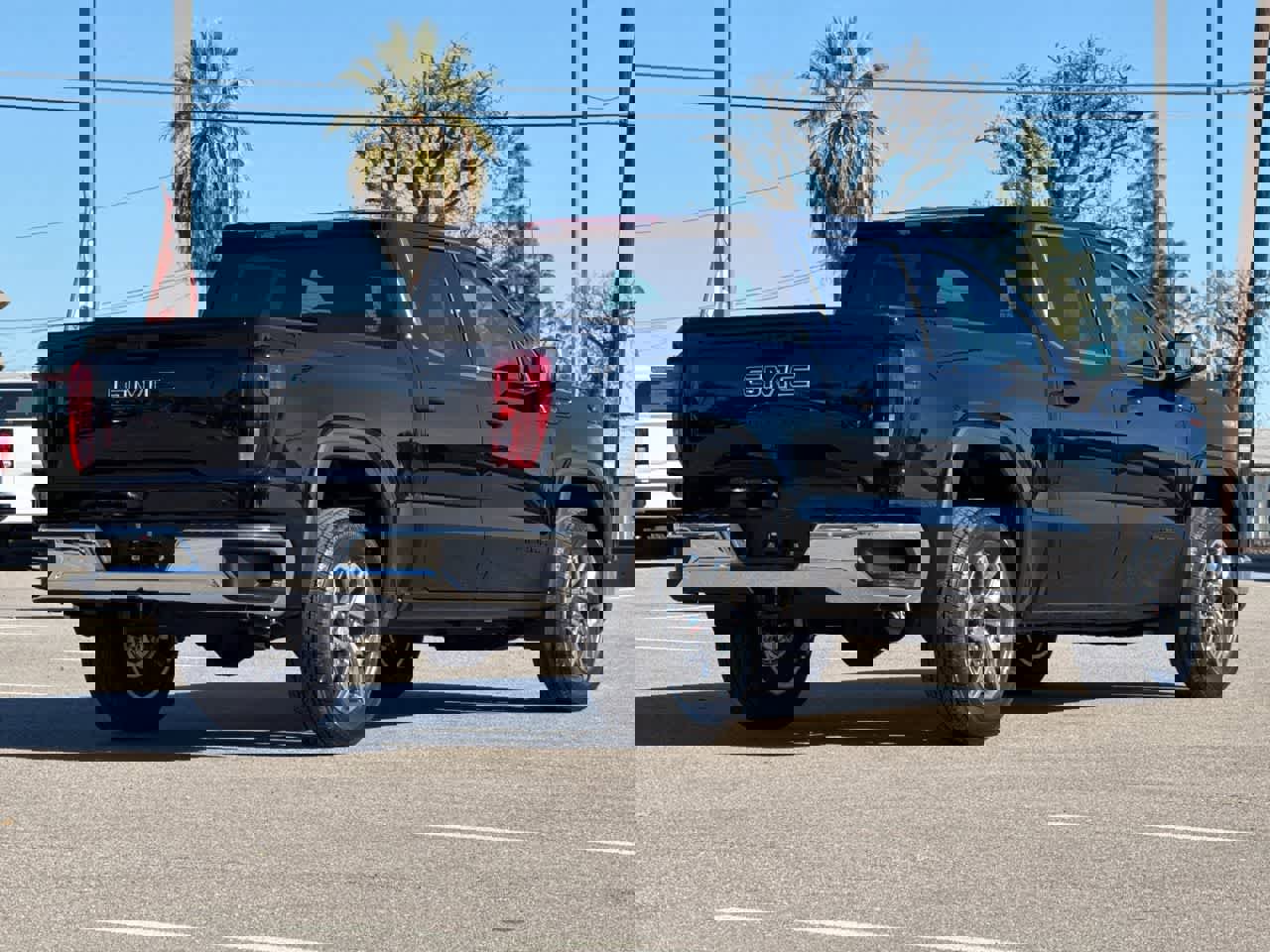 New 2026 GMC Sierra 1500 SLE w/ LPO, Black Badging Package image 13