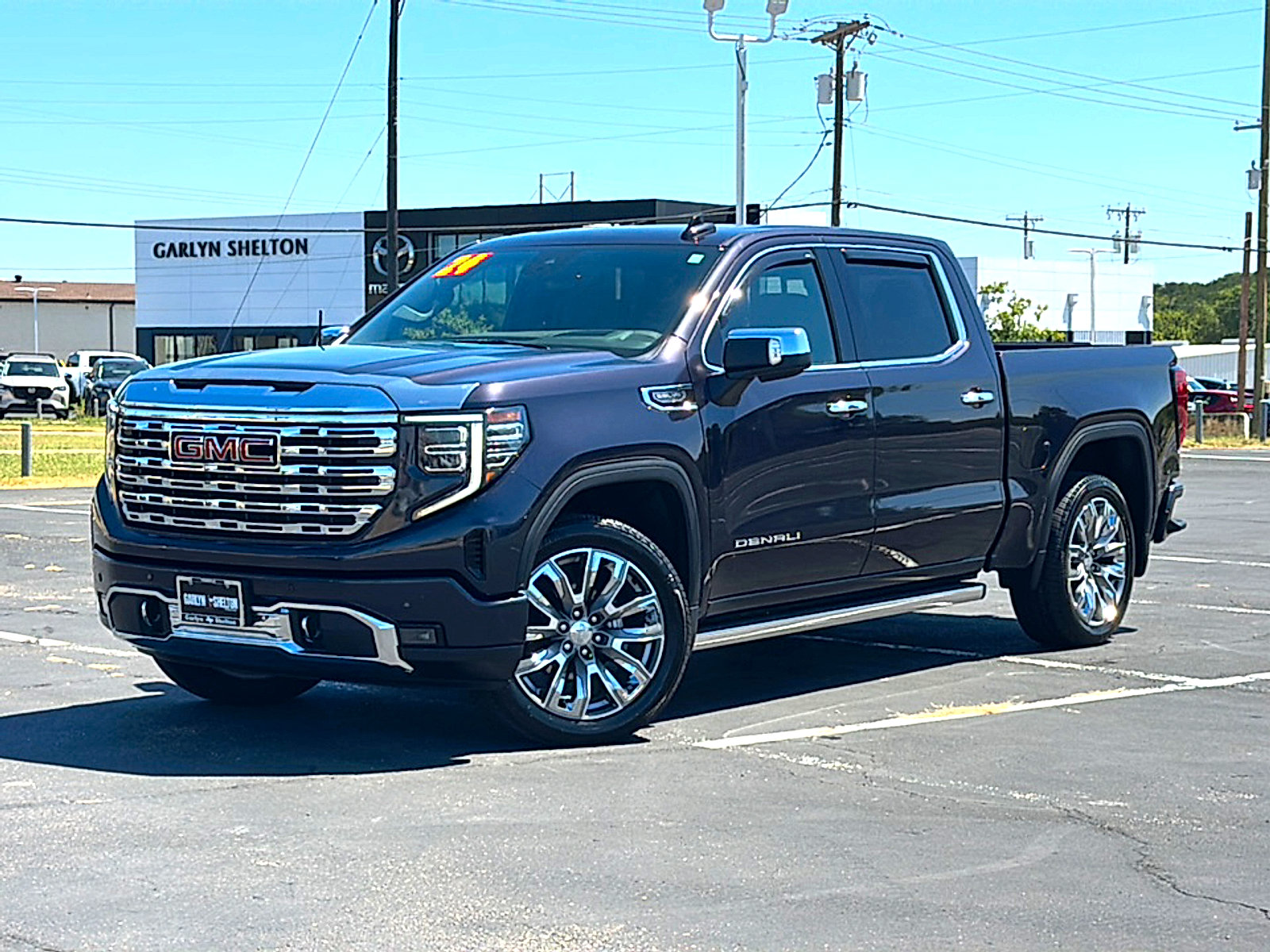Used 2024 GMC Sierra 1500 Denali w/ Denali Reserve Package AWD/4WD image 2