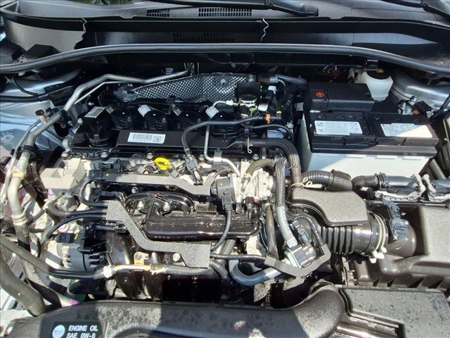 Used 2024 Toyota Corolla Cross L FWD image 22