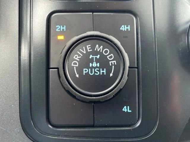 New 2024 Ford F150 XLT w/ Equipment Group 303A High image 33