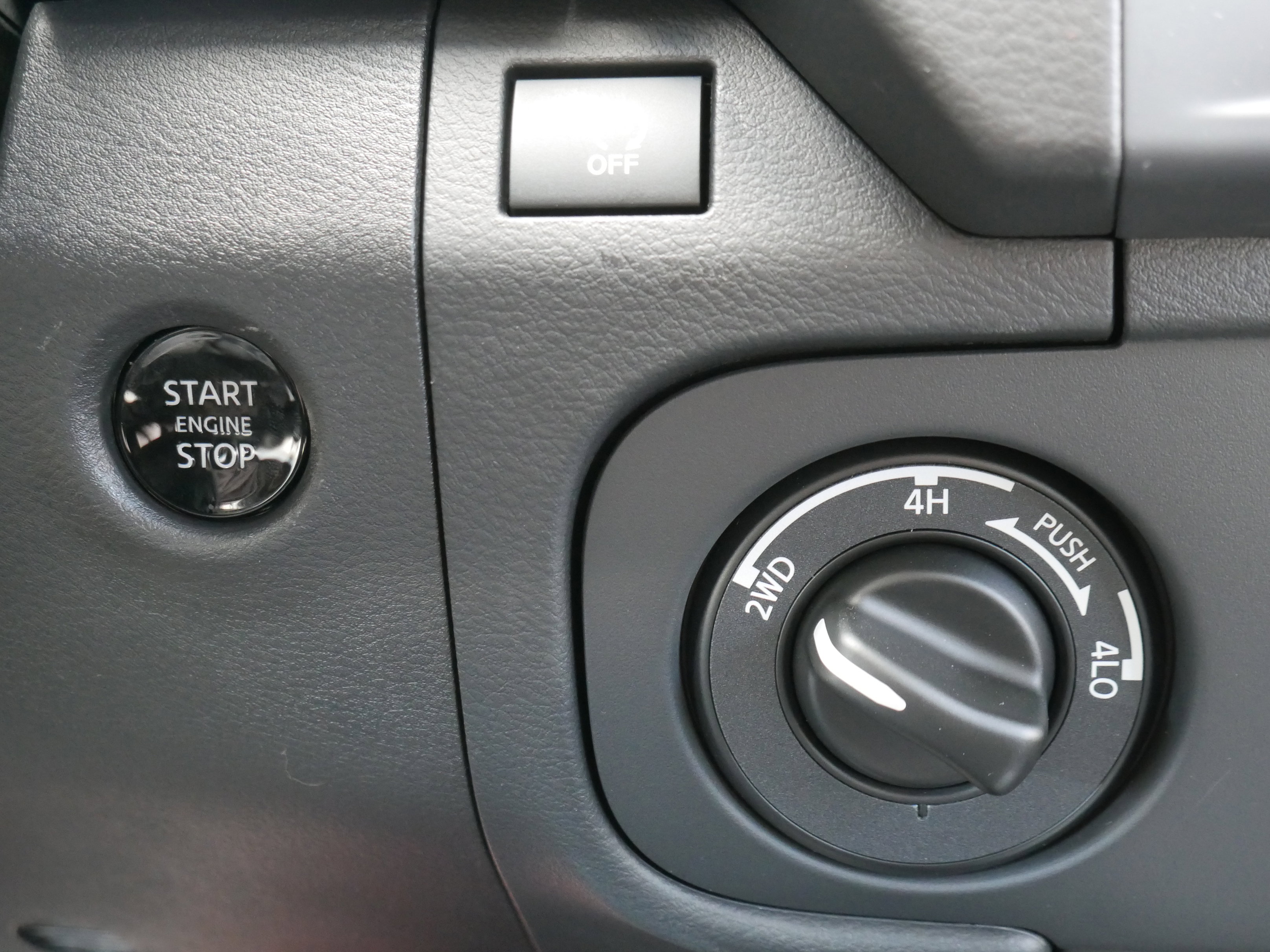 New 2026 Nissan Frontier S image 8