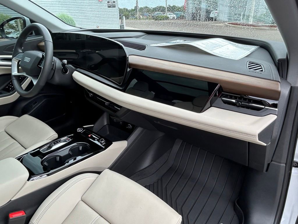 Used 2025 Audi Q6 e-tron Premium Plus w/ Premium Plus image 46