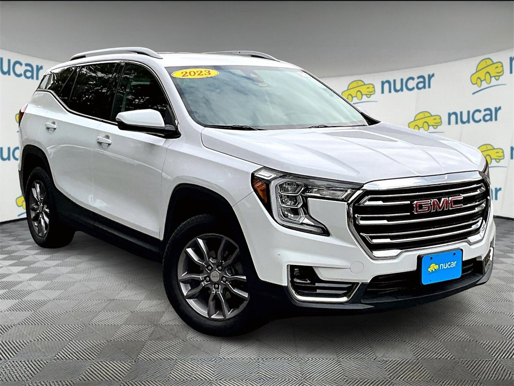 Used 2023 GMC Terrain SLT