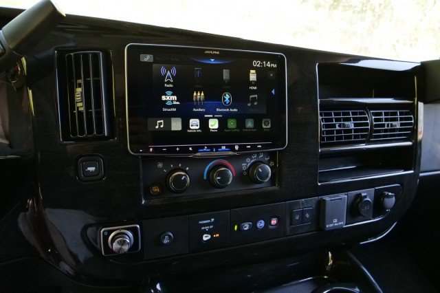 Used 2025 Chevrolet Express 2500 w/ Driver Convenience Package image 12