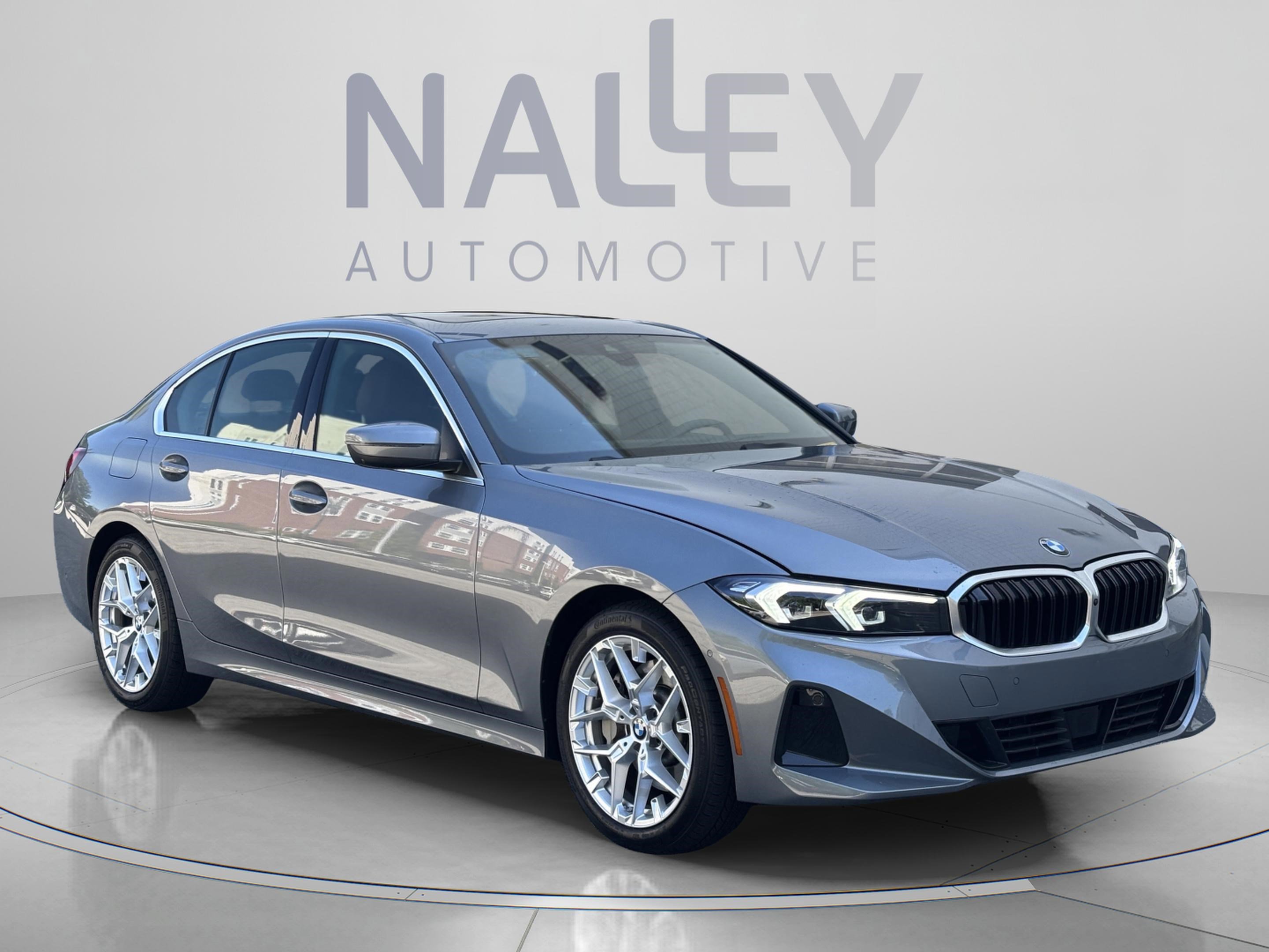Used 2025 BMW 330i Sedan image 5