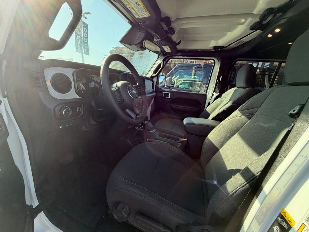 Used 2025 Jeep Wrangler Willys 4xe image 6