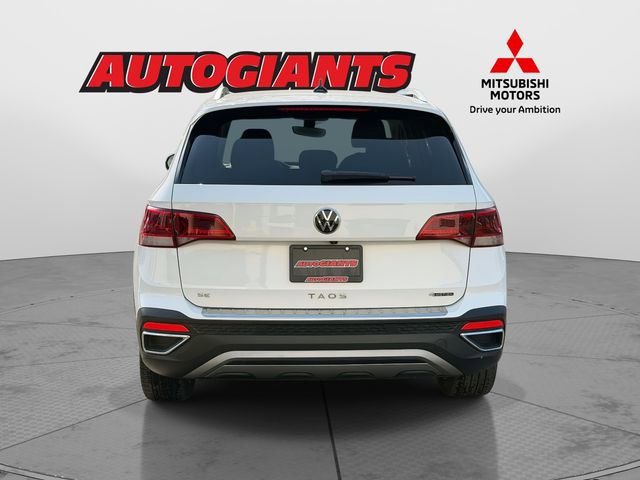 Used 2022 Volkswagen Taos SE w/ IQ.Drive SE Package image 3