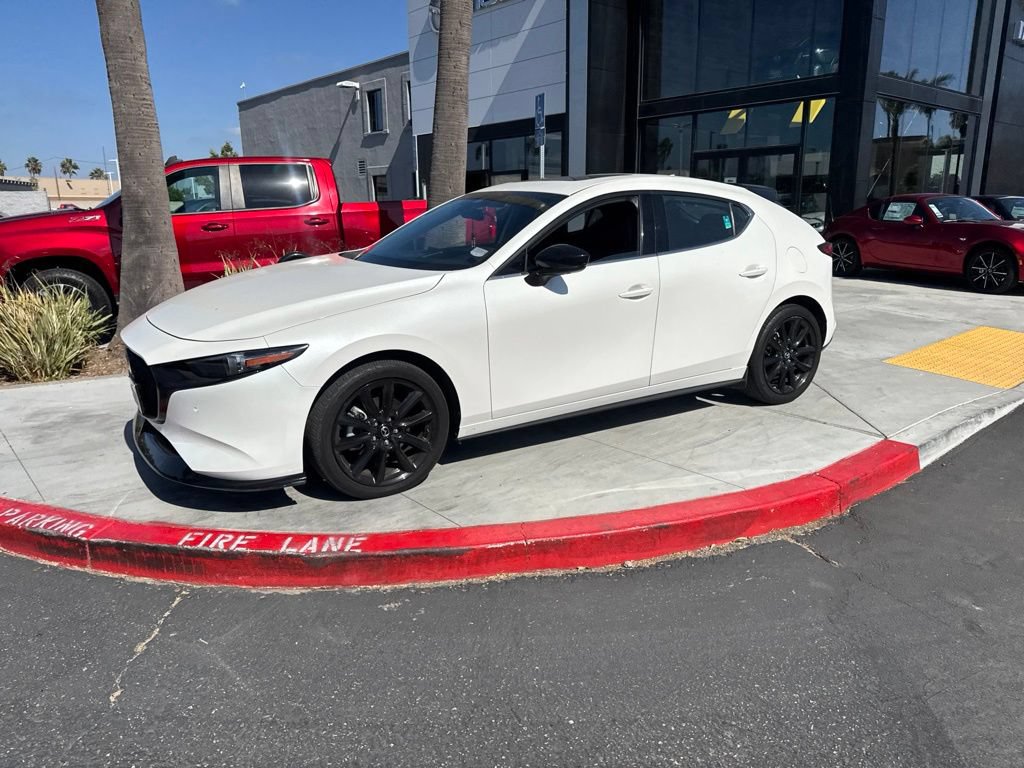 Used 2023 MAZDA MAZDA3 Hatchback w/Premium Plus Pkg AWD/4WD image 10
