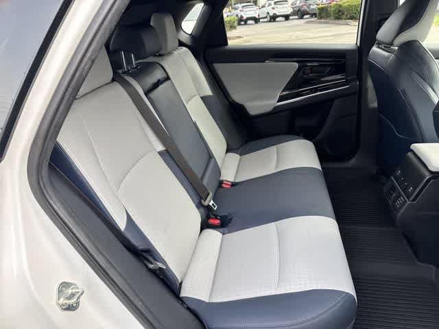 Certified 2023 Subaru Solterra AWD image 18