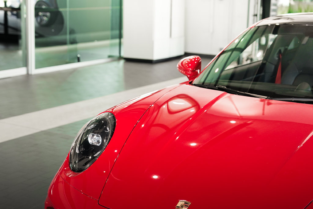 Used 2025 Porsche 911 Carrera RWD image 20