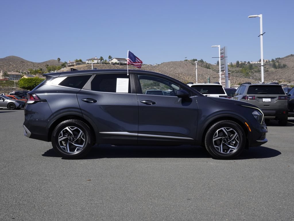 Used 2023 Kia Sportage LX FWD video 3