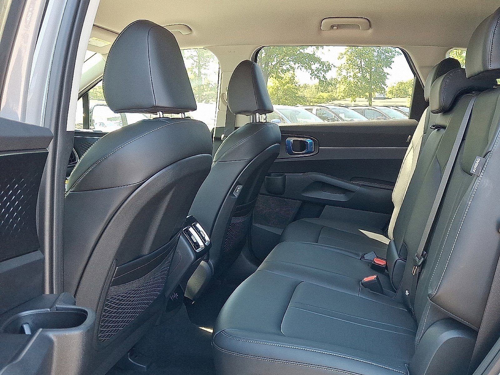 New 2026 Kia Sorento S image 8