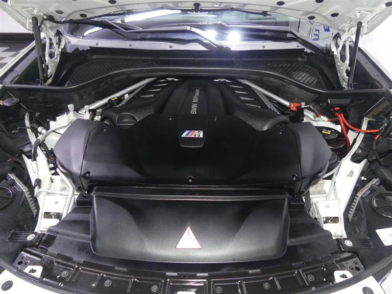 Used 2018 BMW X5 M AWD/4WD image 12