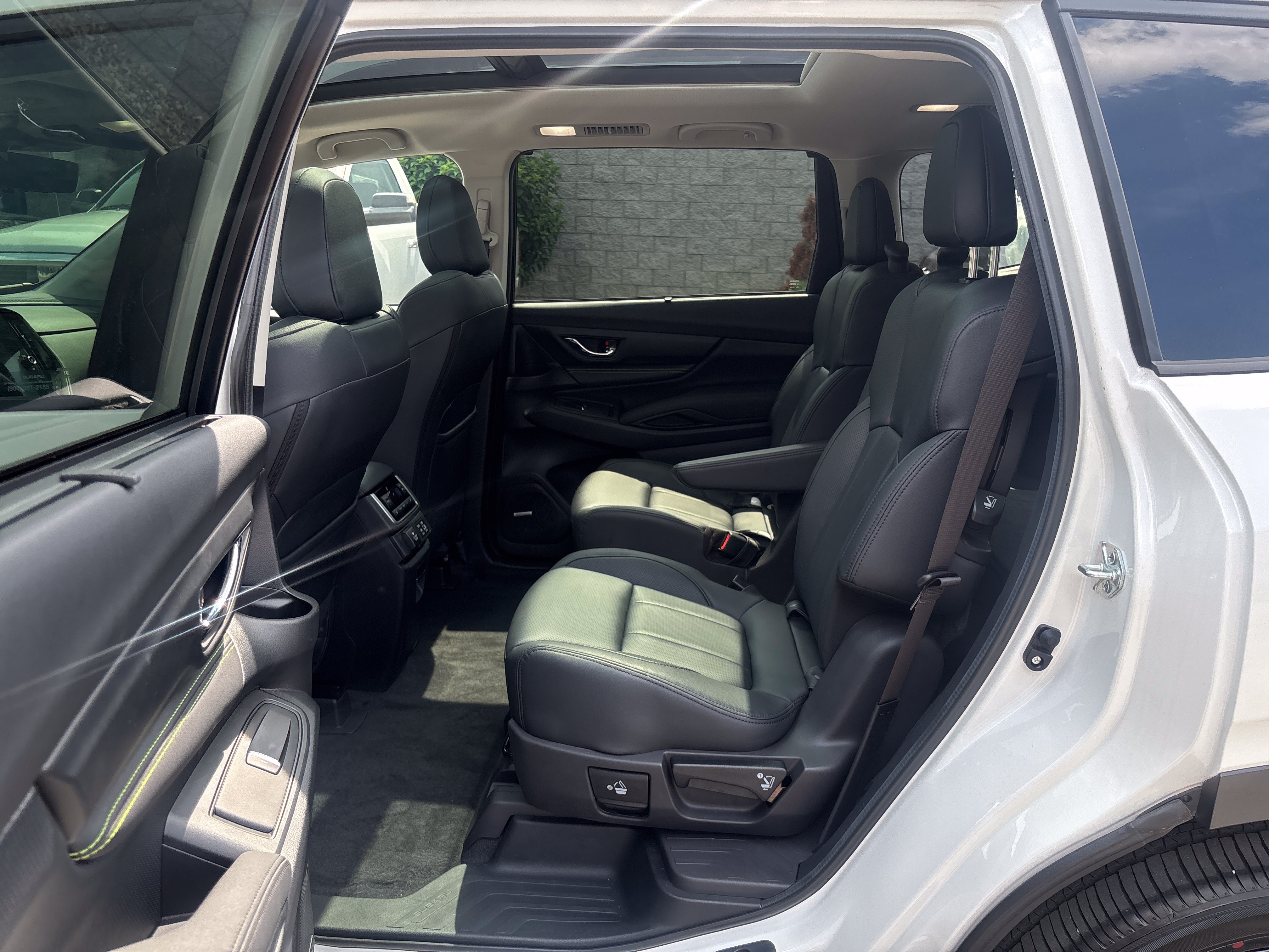 Certified 2025 Subaru Ascent Bronze Edition AWD/4WD image 38