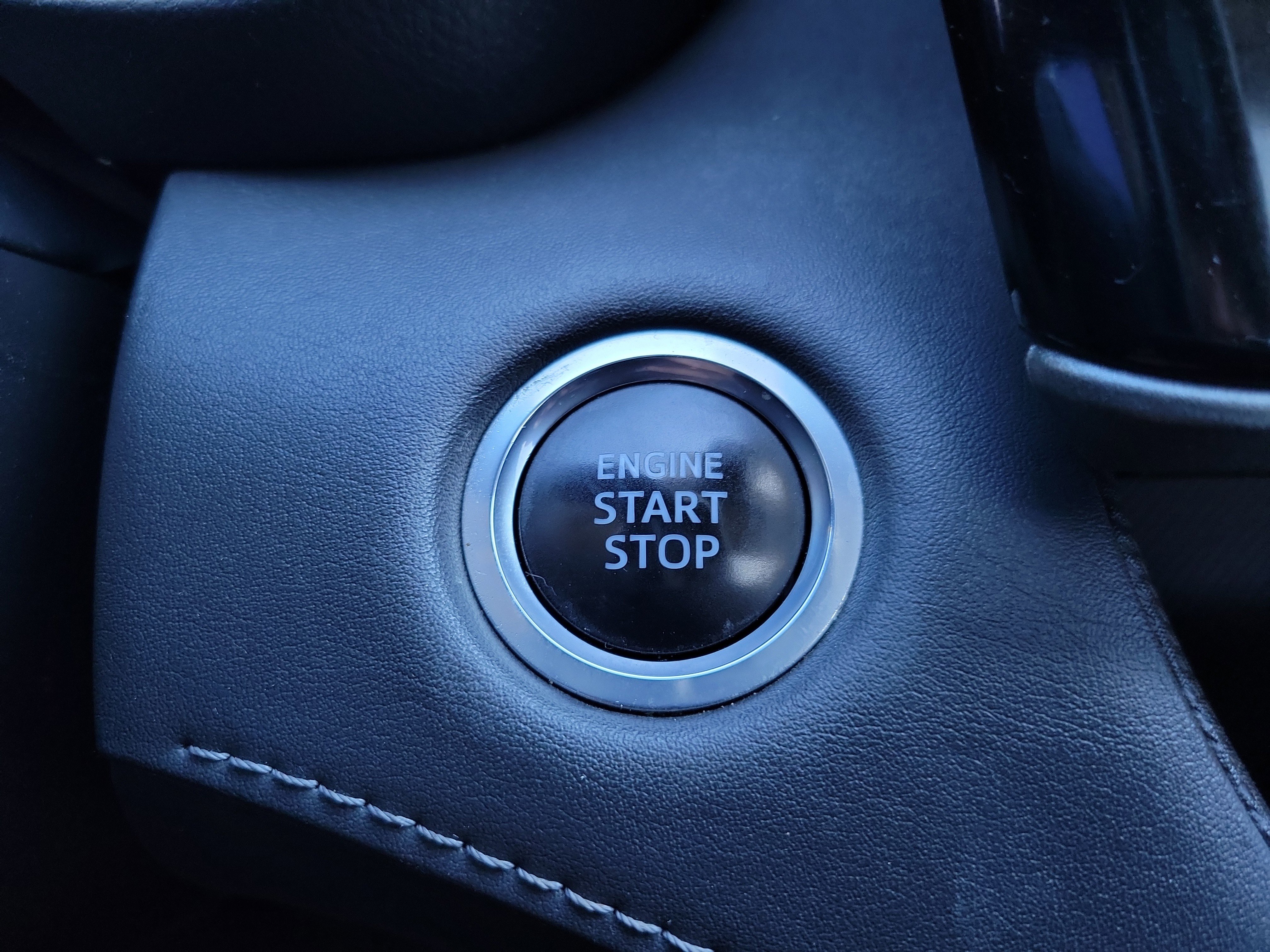 Used 2021 Toyota Highlander XLE image 36