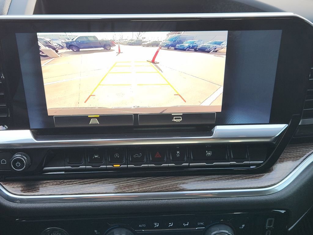 Used 2024 Chevrolet Silverado 1500 LT image 19