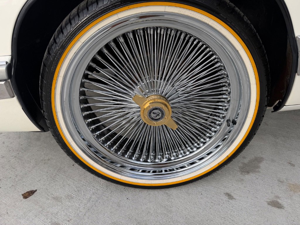 Used 1993 Buick Roadmaster Base image 11