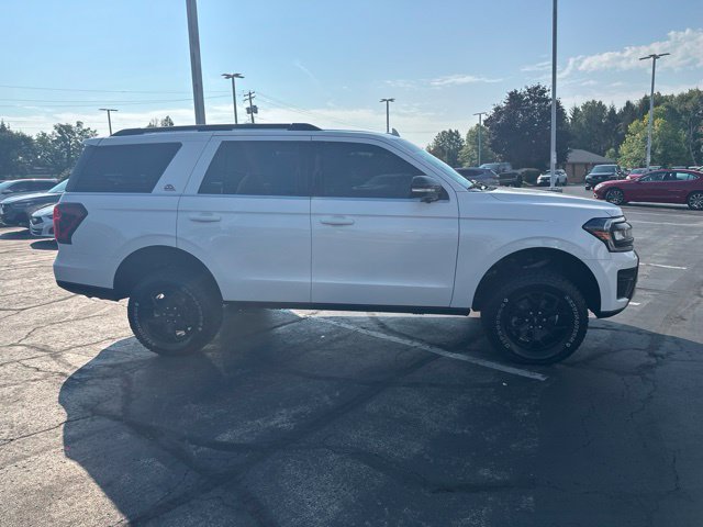 Used 2024 Ford Expedition Timberline AWD/4WD image 3