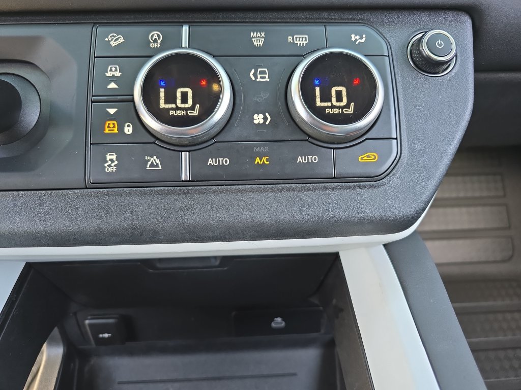 Certified 2025 Land Rover Defender 110 S AWD/4WD image 24