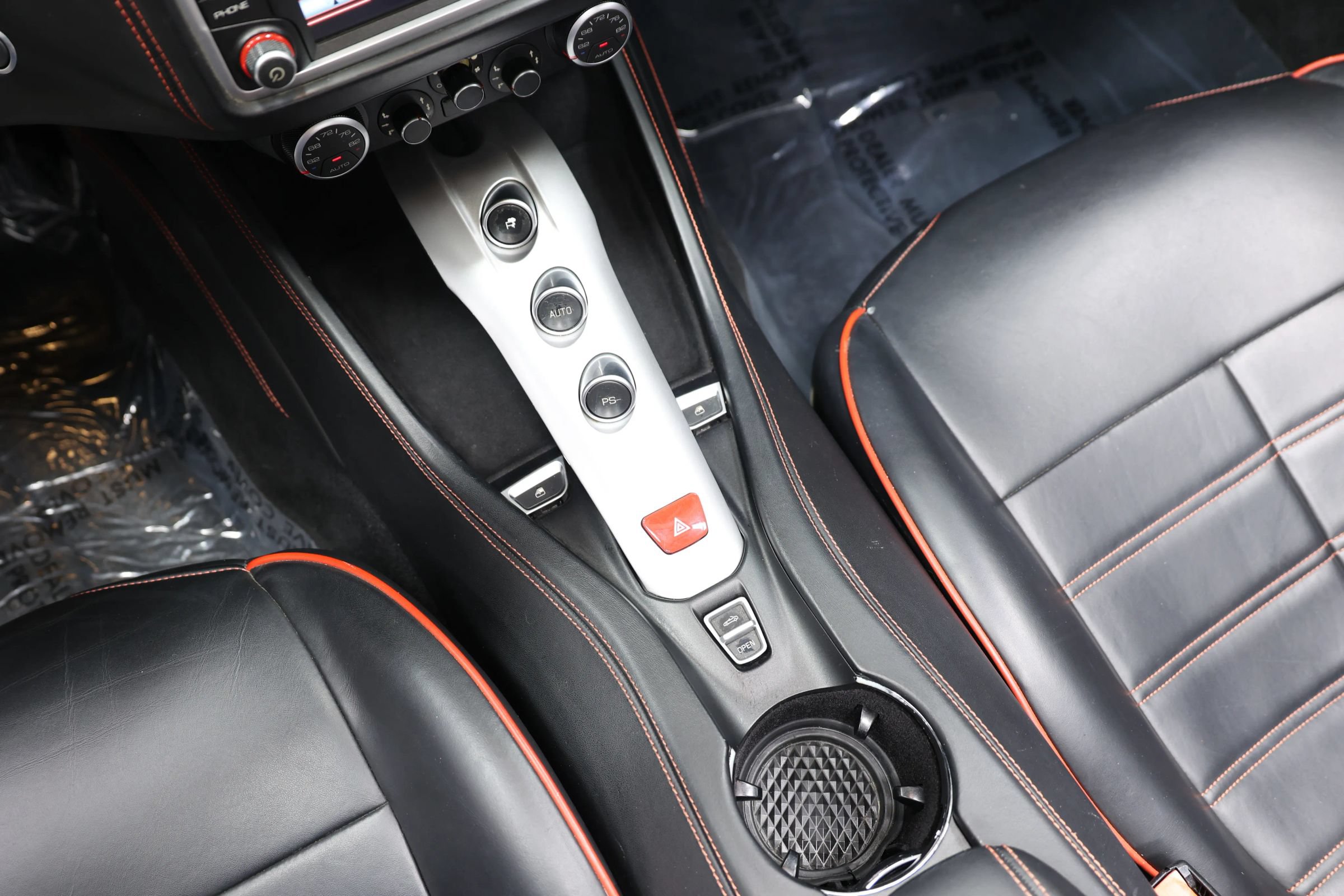 Used 2017 Ferrari California T RWD image 45