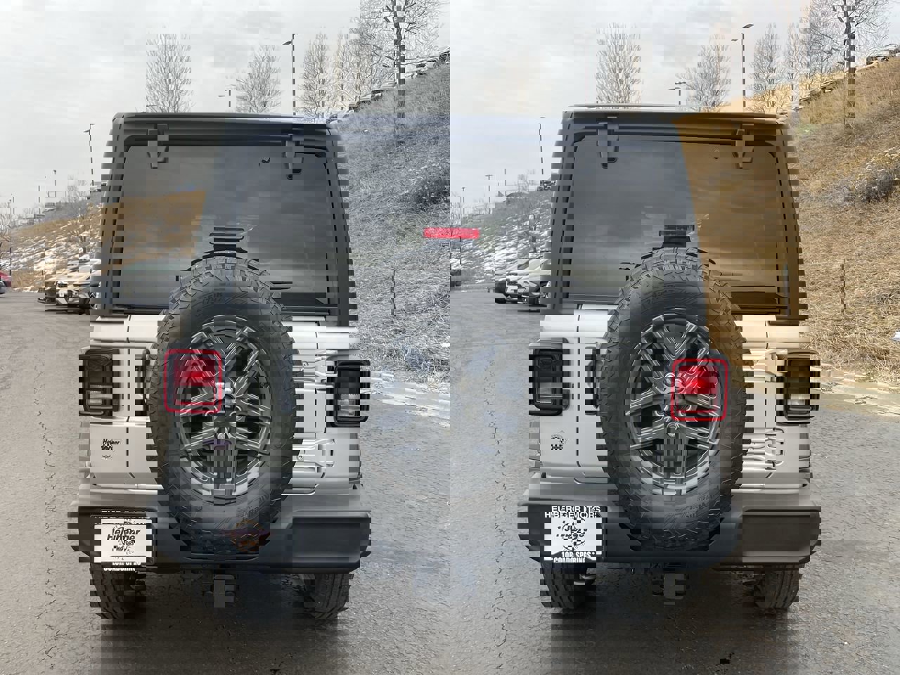 Used 2024 Jeep Wrangler Sport S image 6