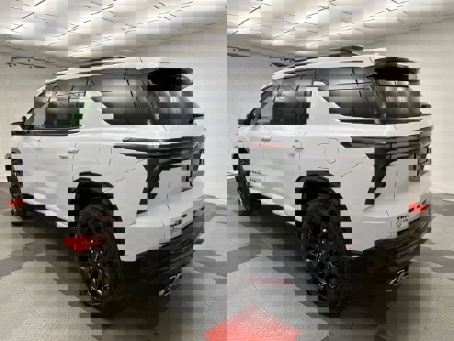 New 2026 Chevrolet Traverse RS w/ LPO, Floor Liner Package image 4