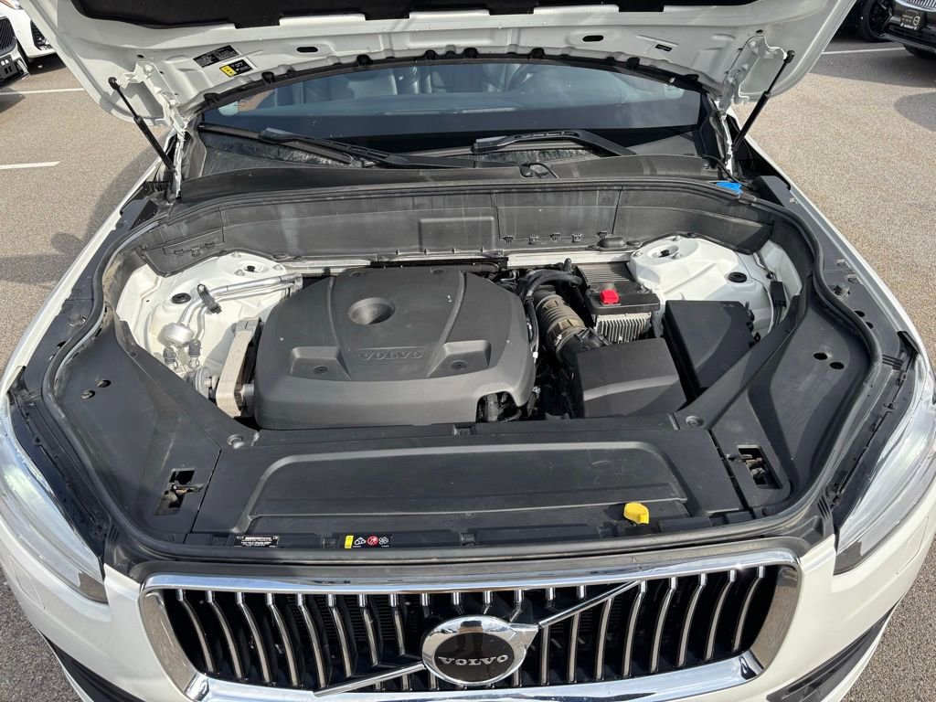 Used 2021 Volvo XC90 T6 Momentum w/ Protection Package Premier image 30