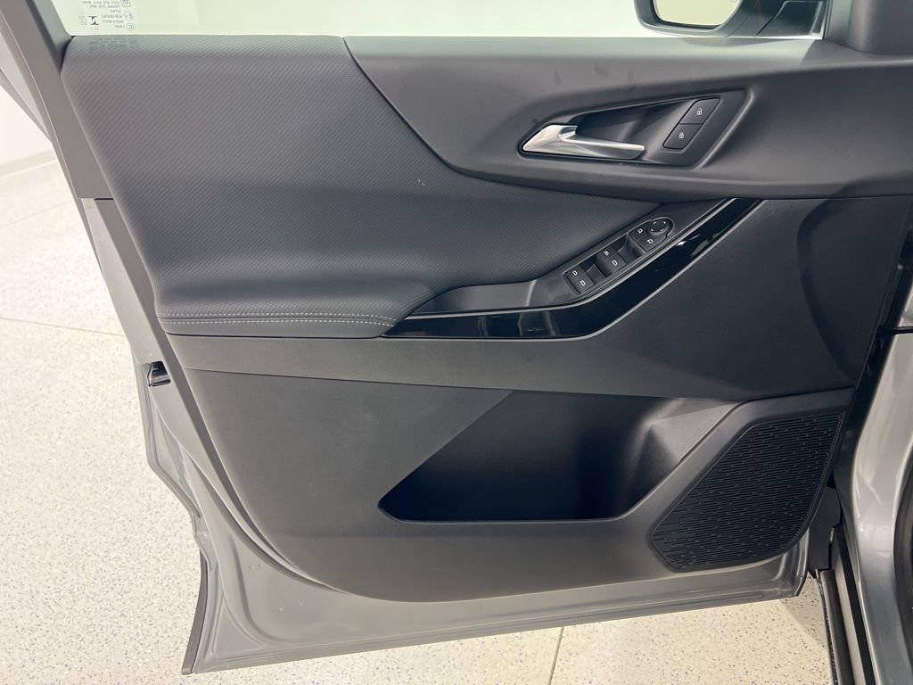 New 2026 Chevrolet Equinox LT image 19