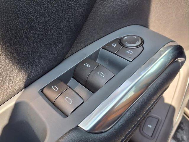 New 2027 Chevrolet Traverse Z71 w/ Enhanced Driving Package AWD/4WD image 22