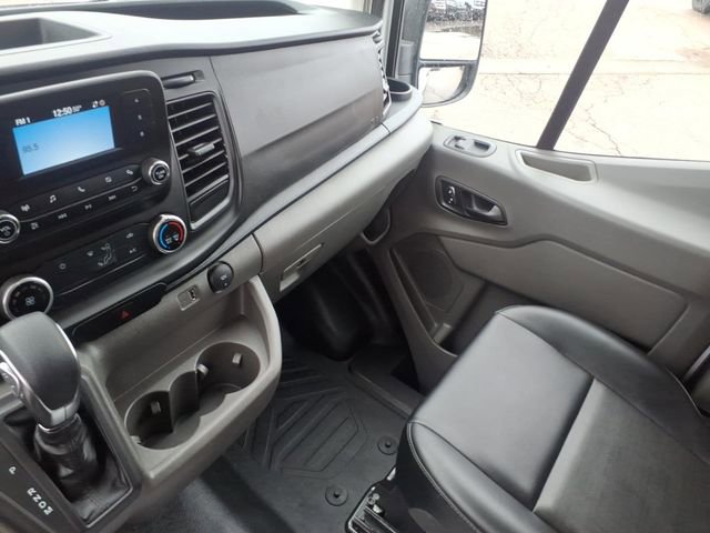 Used 2025 Ford Transit 250 148 Medium Roof RWD image 21