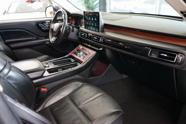 Used 2021 Lincoln Aviator Reserve AWD/4WD image 46