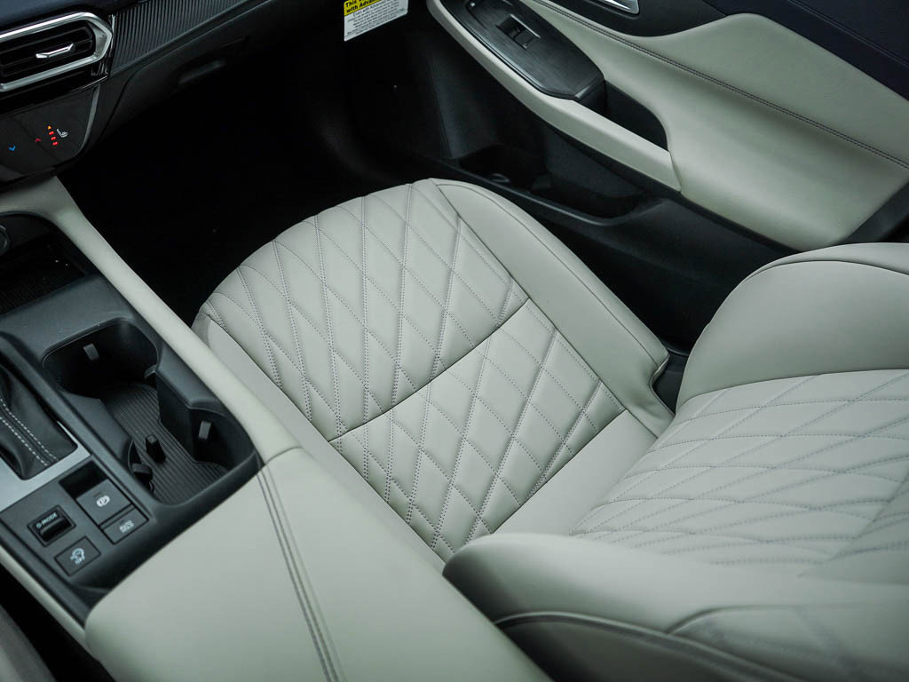 New 2026 Nissan Sentra SL w/ Floor Mat Package FWD image 24