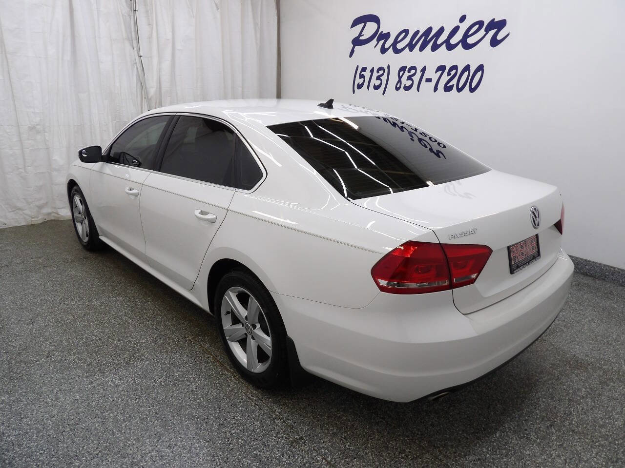 Used 2013 Volkswagen Passat 2.5 SE FWD image 4